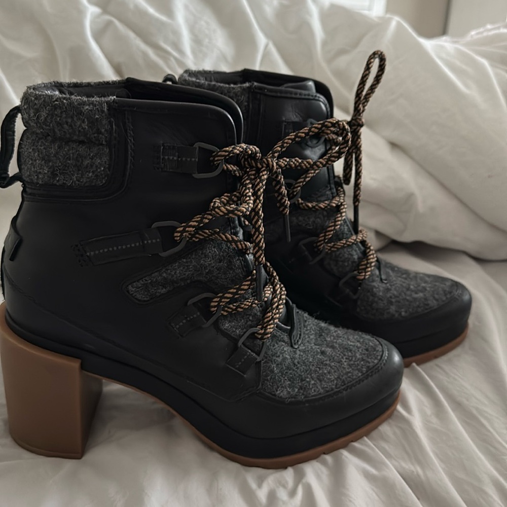 Sorel Blake heel bootie